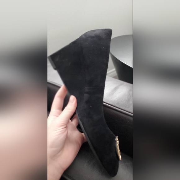 Tory Burch black wedges - Picture 6 of 11